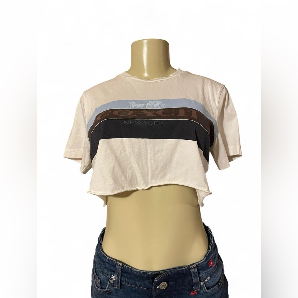 Coach Women's Cream and Black Cropped Tee